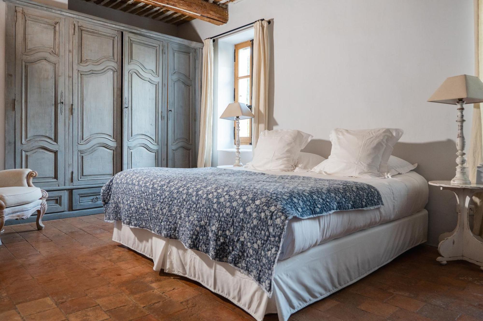 Le Galinier, Lourmarin, An Authentic Beaumier Guesthouse Room photo