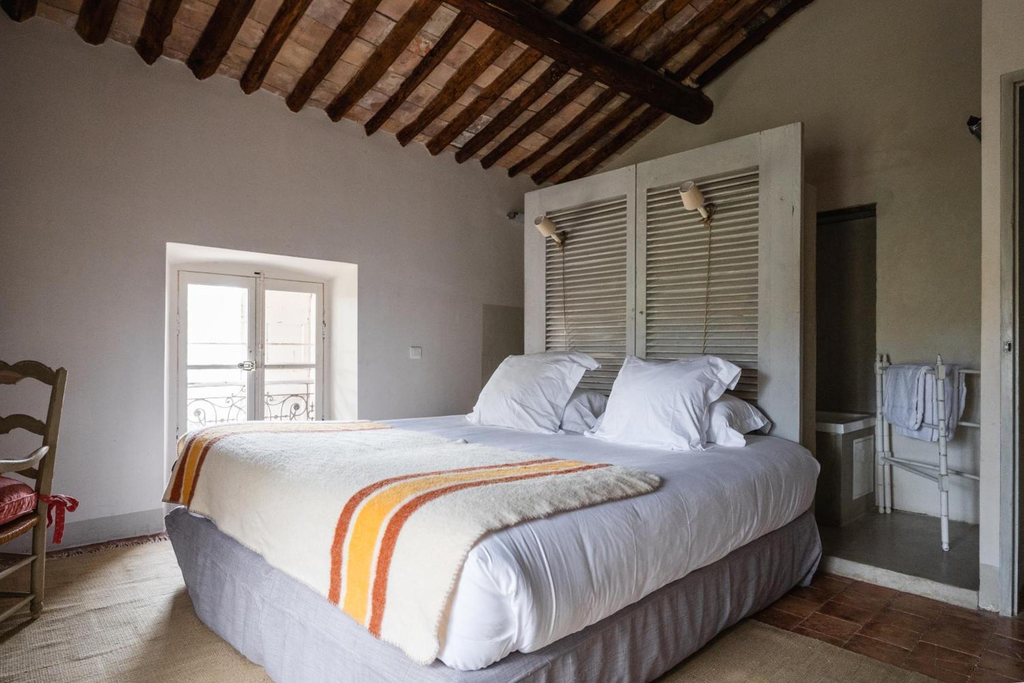 Le Galinier, Lourmarin, An Authentic Beaumier Guesthouse Room photo