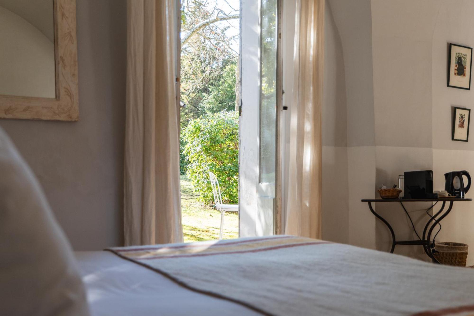 Le Galinier, Lourmarin, An Authentic Beaumier Guesthouse Exterior photo