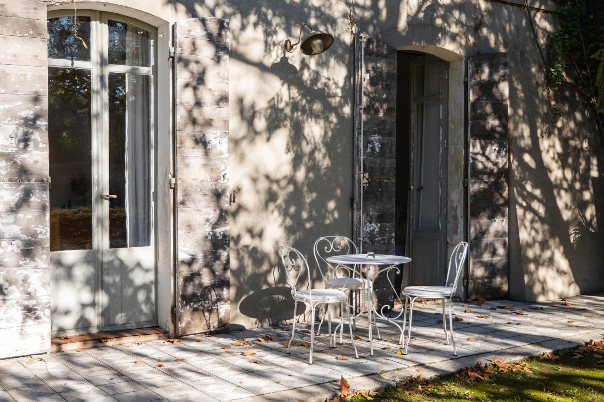 Le Galinier, Lourmarin, An Authentic Beaumier Guesthouse Room photo